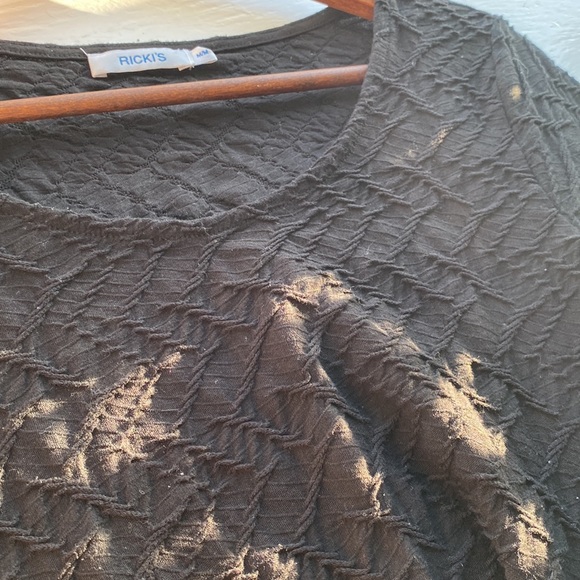 Ricki’s  tshirt/top black medium 3/4 length sleeve. - Picture 8 of 9